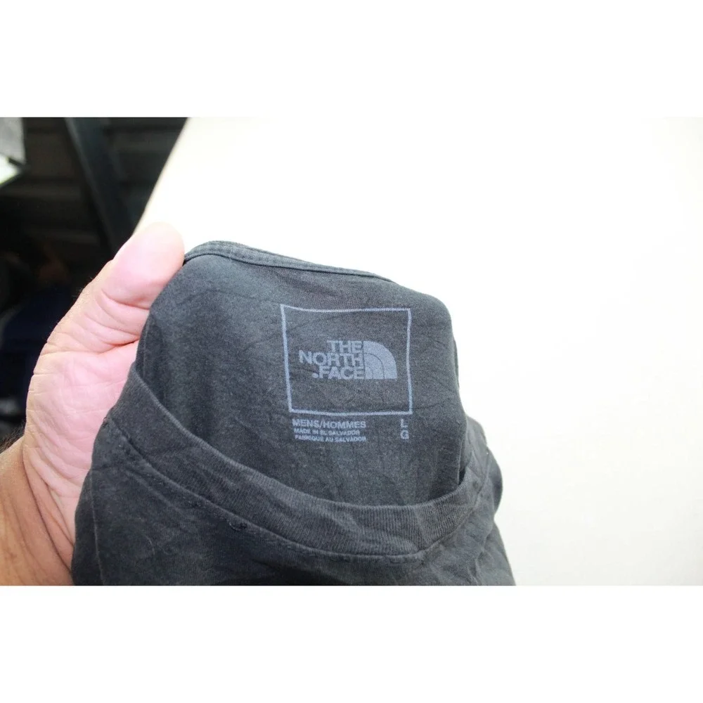 The North Face T-Shirt Mens Large Gray Crew Neck Short Sleeve